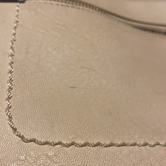 Cream multi compartment cross body - Picture 4 of 5